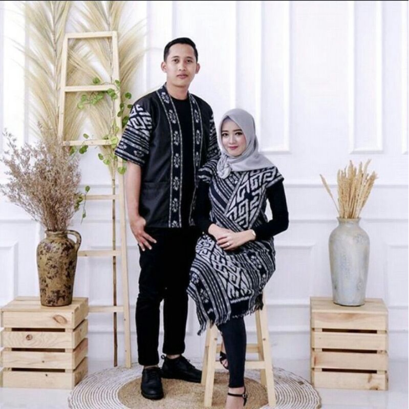 TENUN COUPLE-COUPLE ETNIK-COUPLE TENUN-BAJU TENUN-BAJU ETNIK-MOTIF TORAJA-BAJU KIMONO