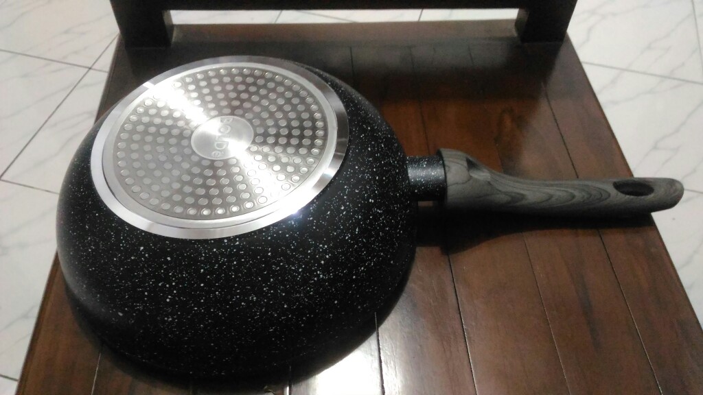 Bolde Super Pan Wajan / Wok Black 24 Cm