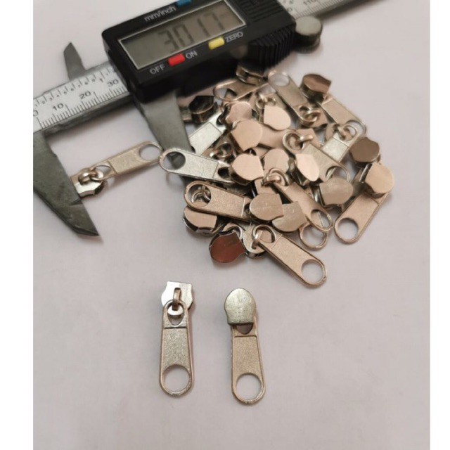 kepala resleting nylon no.5 / kepala resleting timun no.5 nikel / 100pcs