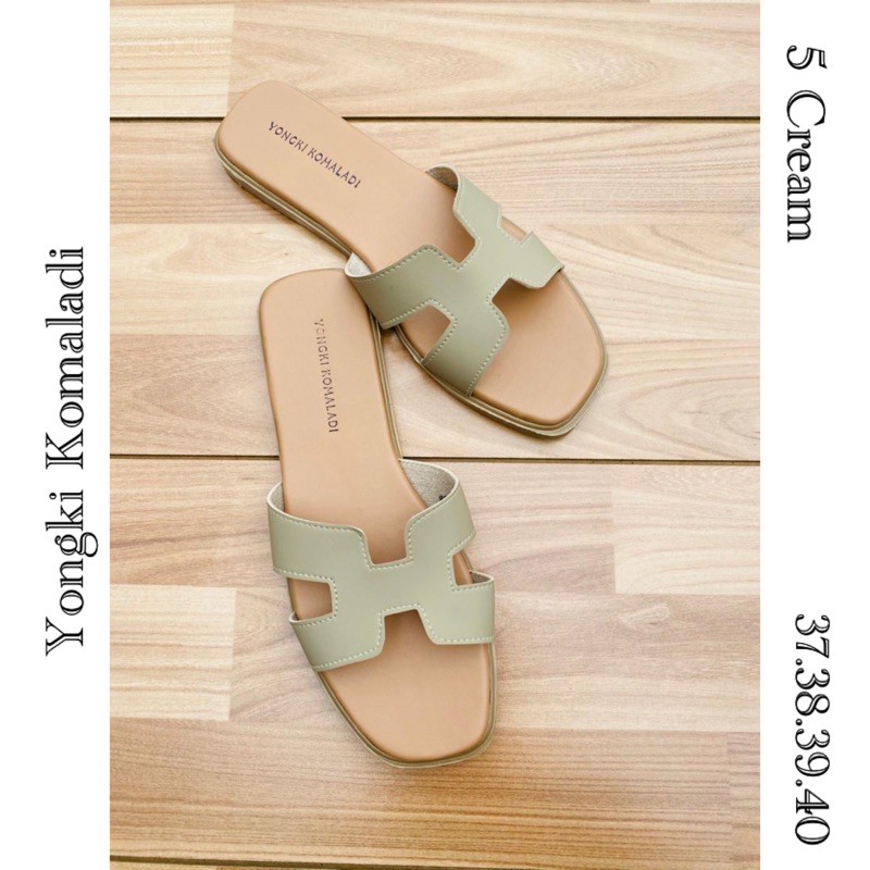 sandal yongki H05 cream