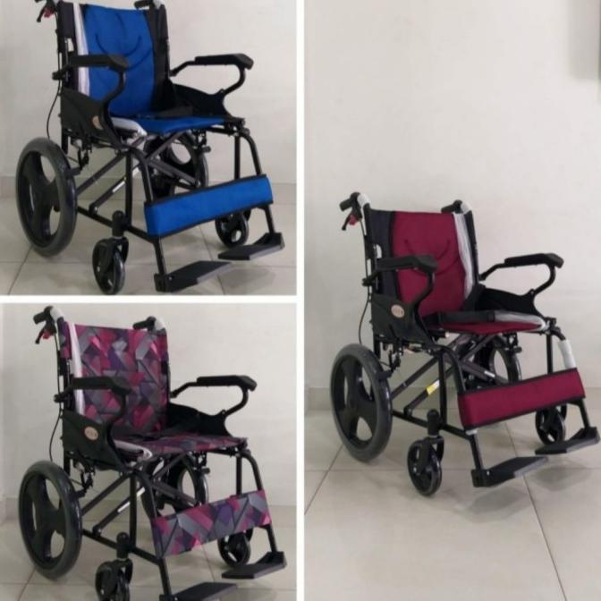 kursi roda traveling Avico 871