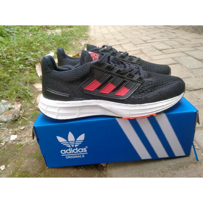Sepatu joging pria wanita_Jual sepatu playboy/Bisa bayar Cod