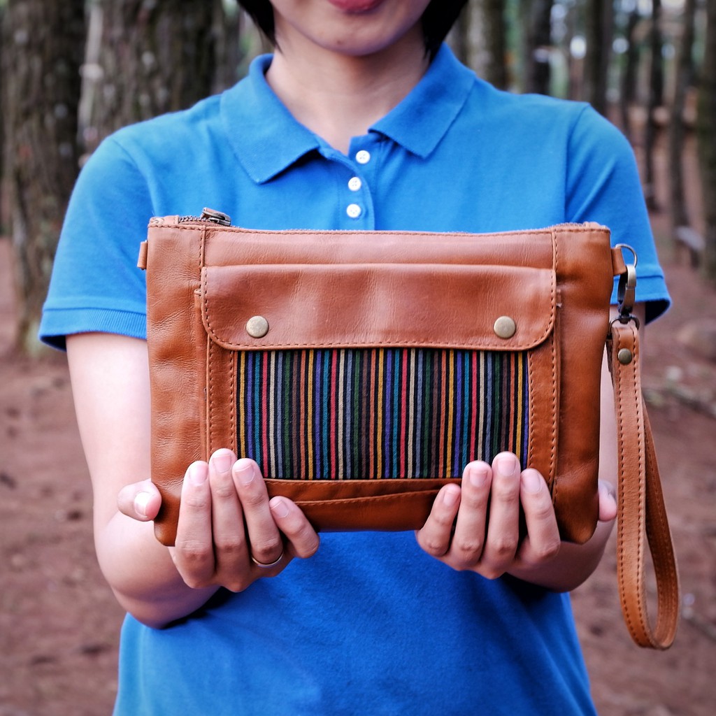 Clutch Wanita  kulit asli exeleather noesantara jogja I 
