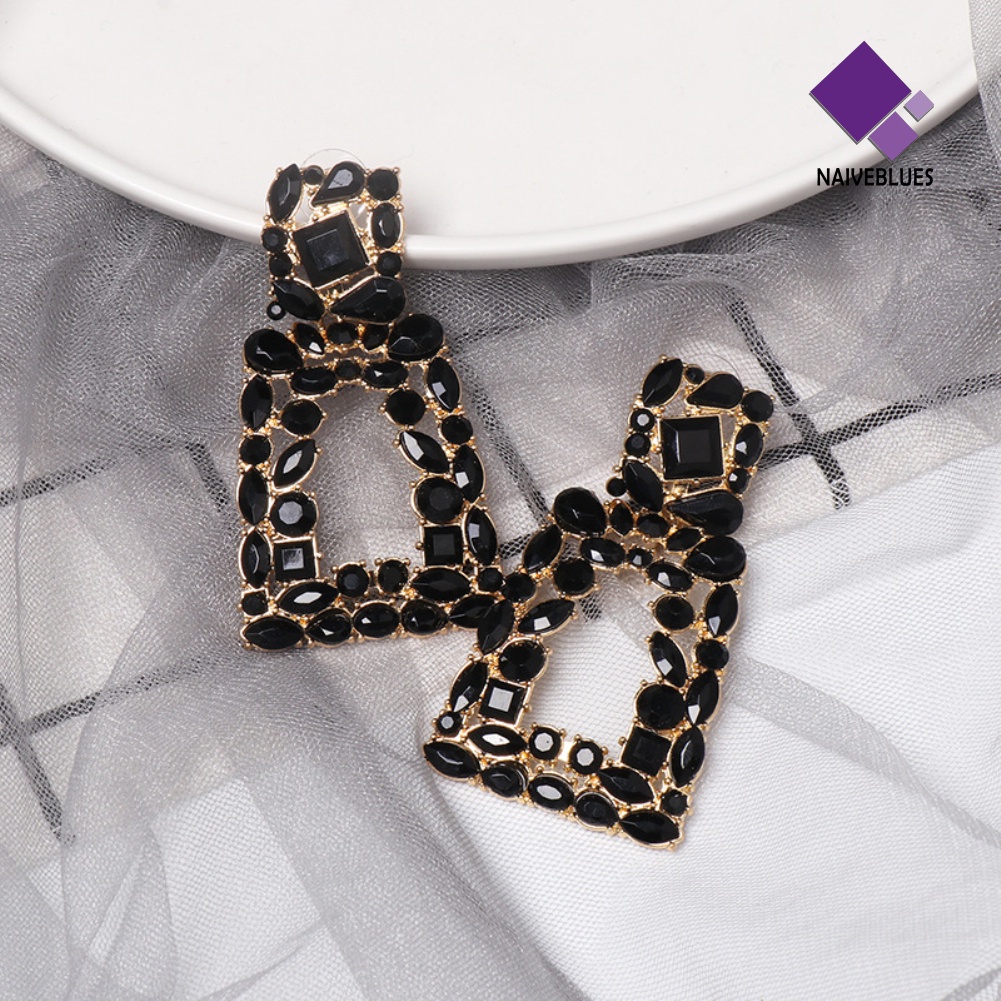 Anting Stud Berlian Imitasi Model Hollow Out Geometris Untuk Wanita