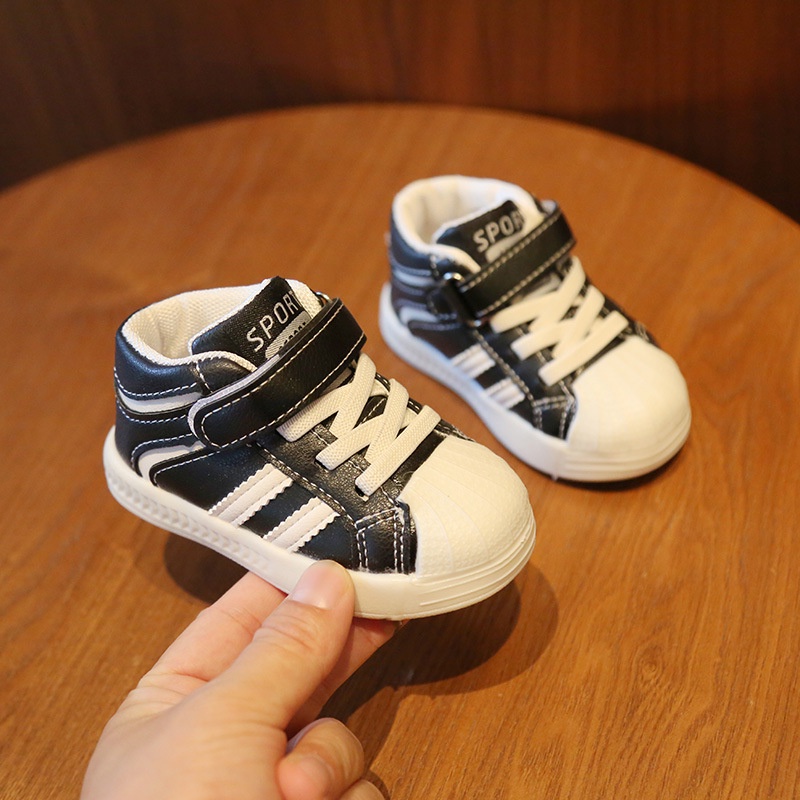 SEPATU ANAK LAKI-LAKI SNEAKERS SNU HITAM