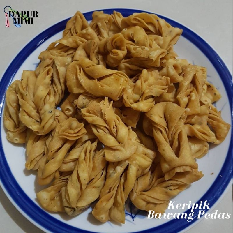 

Keripik Bawang Pedas 500 gram