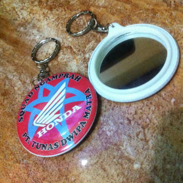 Ganci Cermin Custom