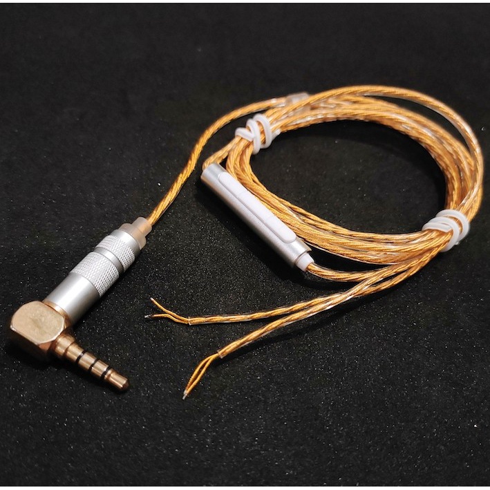 High Purity Silver Plated Golden Earphone Cable Replacement With Mic