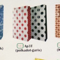 

PAPER BAG POLKADOT (143) Paper Bag Souvenir Polkadot garis isi 12 PCS