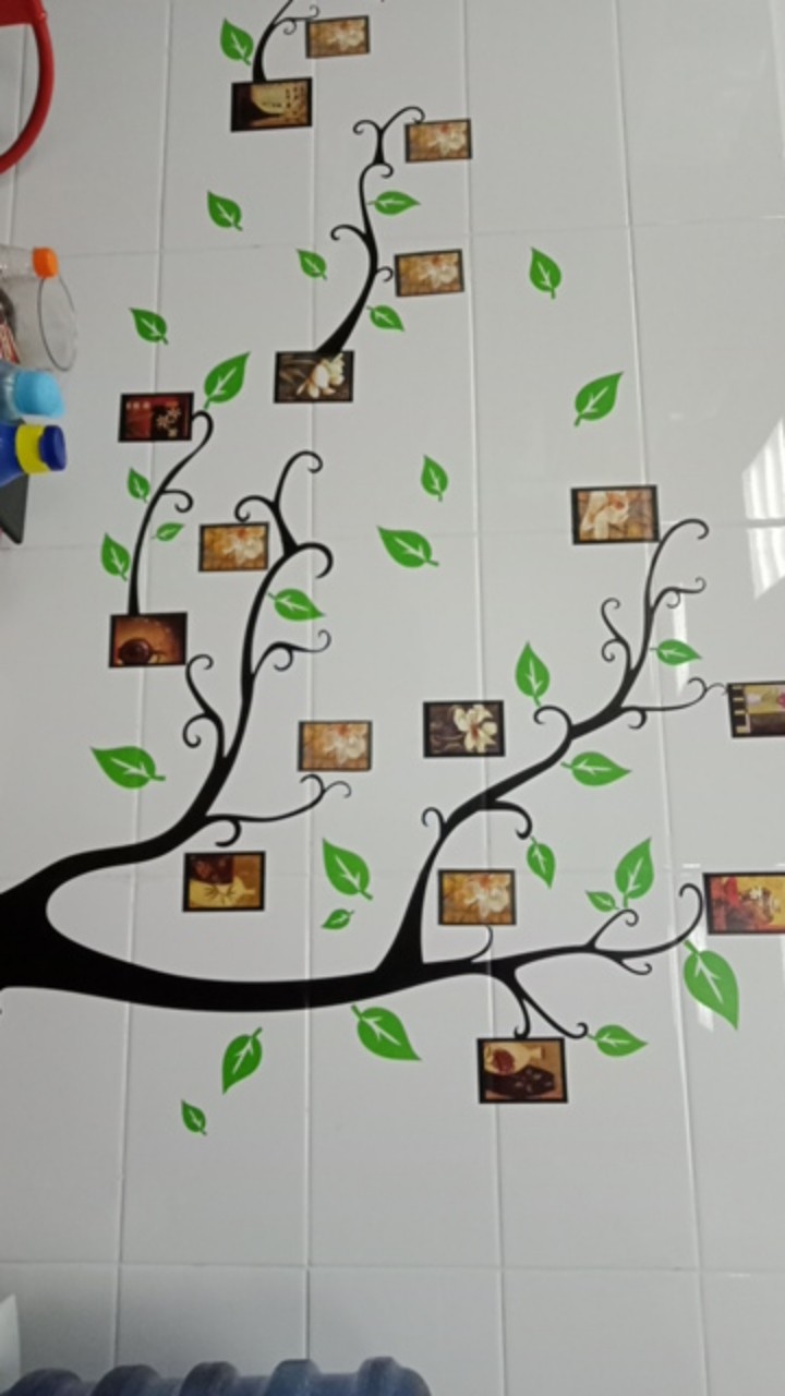 Stiker Dinding Wallpaper 60x90cm Motif Karakter Ranting Pohon Daun Frame Foto Dekorasi Ruang Kamar