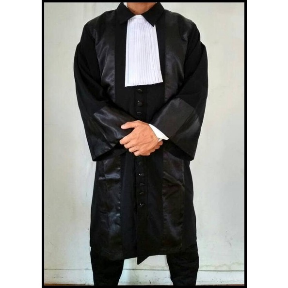 Toga Advokat/Pengacara