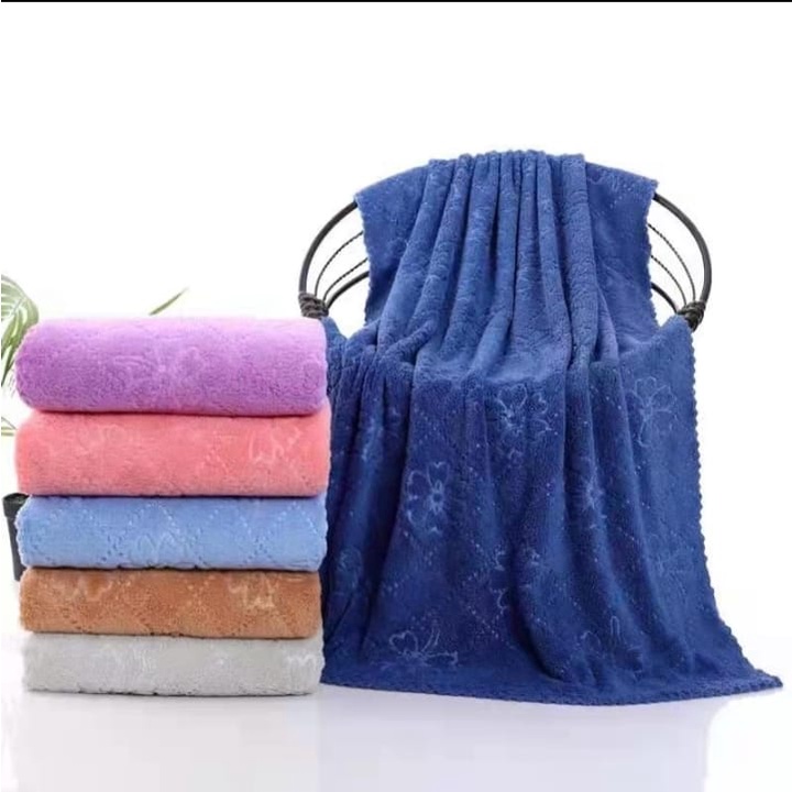 handuk mandi dewasa wanita motif bunga embos bahan microfiber menyerap air