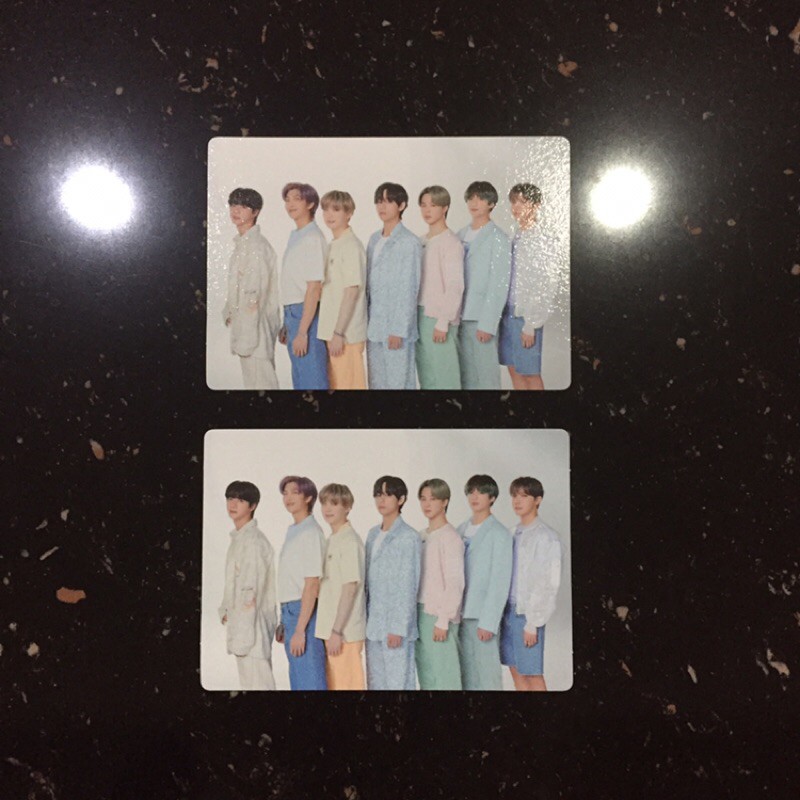 BTS POP UP STORE PHOTO STAND