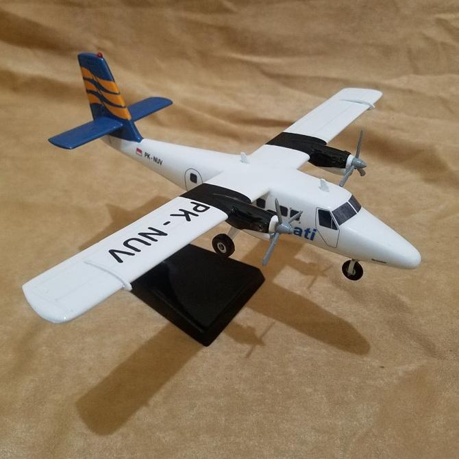 [TERLARIS] MINIATUR PESAWAT MERPATI BEST SELLER