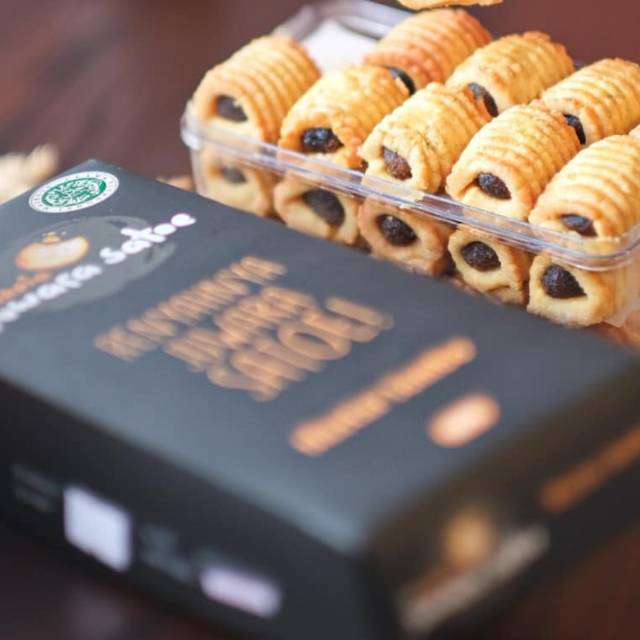

Roll nastar Juwara Satoe