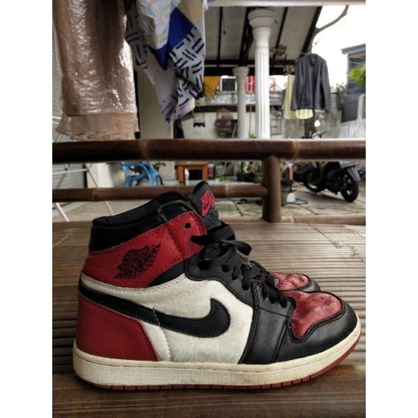 Jordan 1 Retro High Bred toe