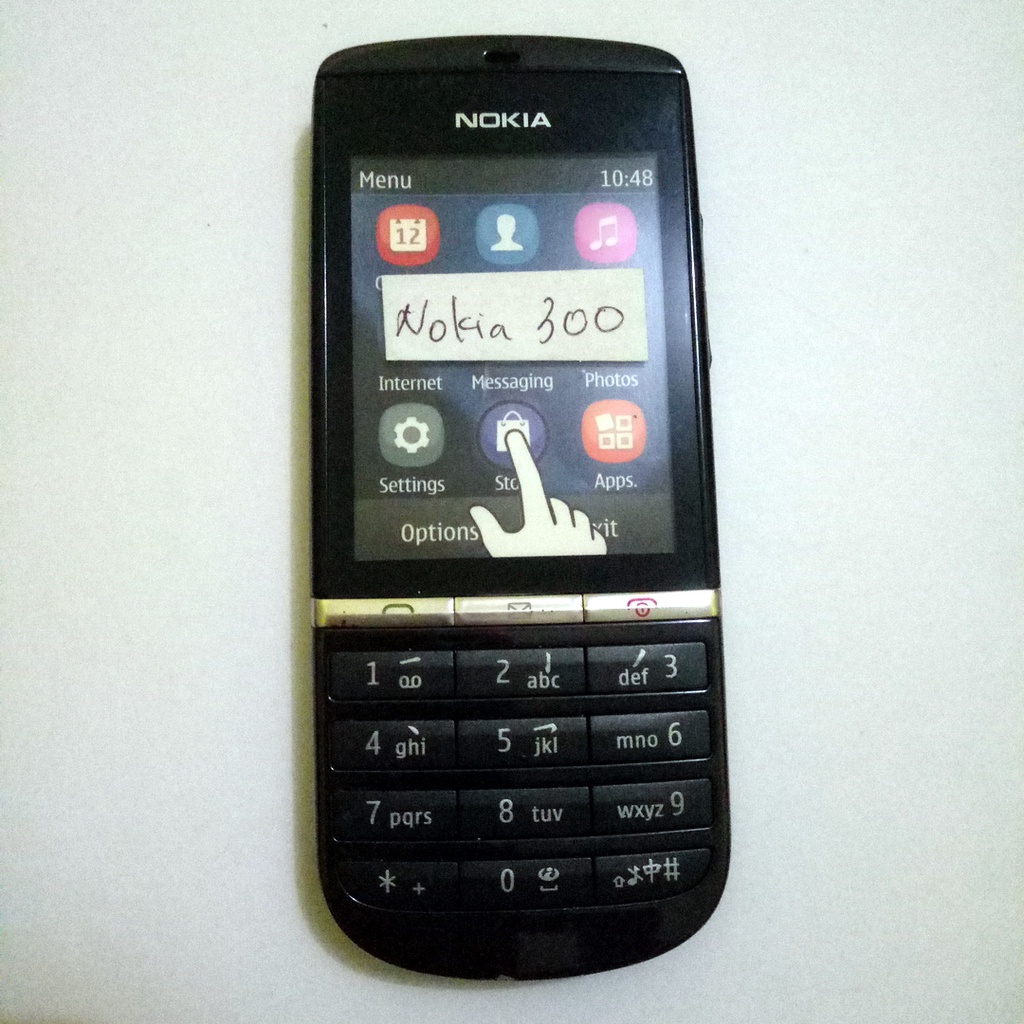 Hasto Dummy HP Handphone Pajangan Contoh Mainan Nokia 300