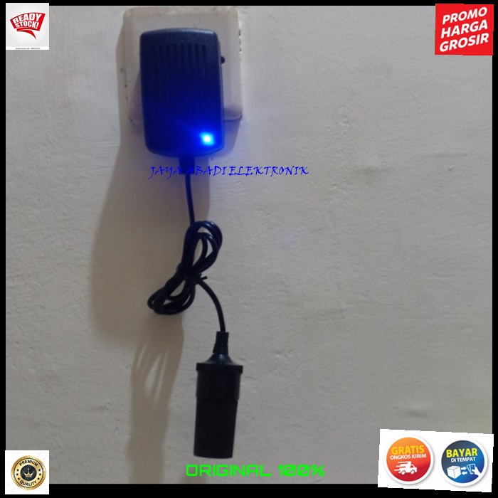 J387ORIGINAL ADAPTOR SOCKET LIGHTER 220 12 V POWER AC DC LISTRIK MOBIL CHARGER WATT ELEKTRONIK TEGANGAN CAS CASAN VOLT SETRUM UNIVERSAL MULTI INDIKATOR STABLIZER VOLTAGE Alat untuk mengubah listrik RUMAH 12v DC menjadi 220v AC  Dengan adaptor ini perangka