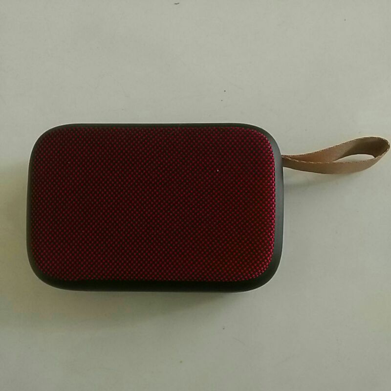 speker bluetooth + kabel charger