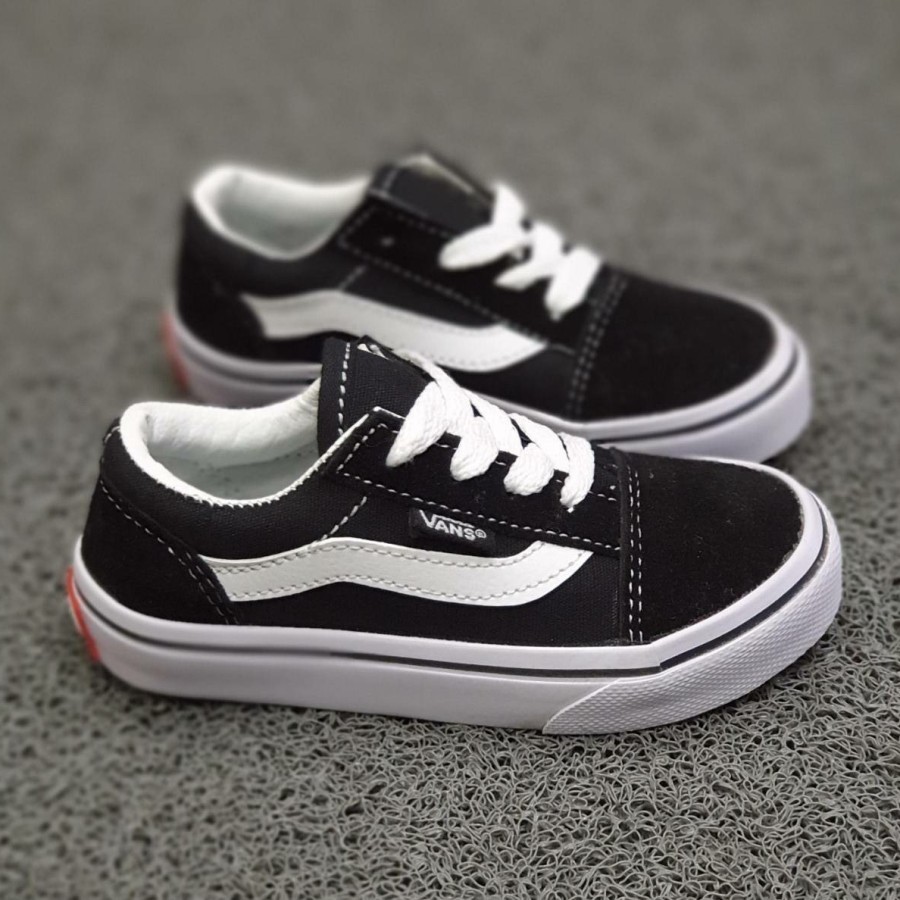 SEPATU VANS OLDSKOOL BLACK WHITE HITAM PUTIH KADO COWOK CEWEK LAKI PEREMPUAN ANAK LUCU IMUT AWET