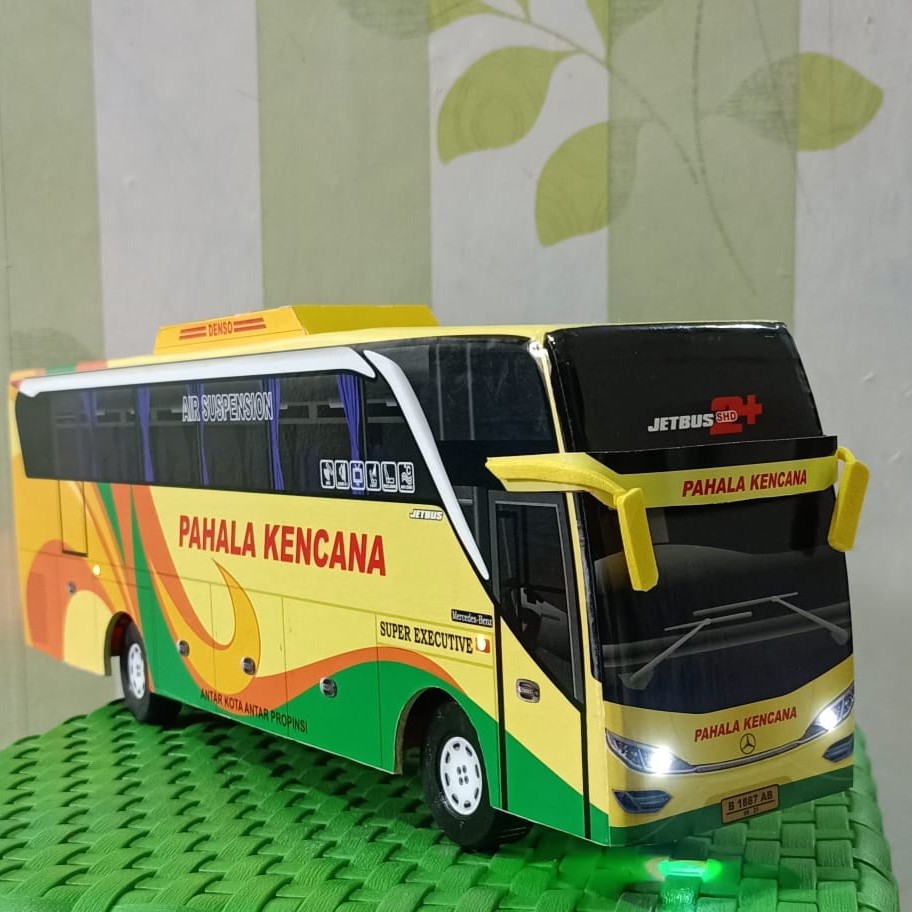 miniatur bus bis shd PAHALA KENCANA KUNING plus lampu