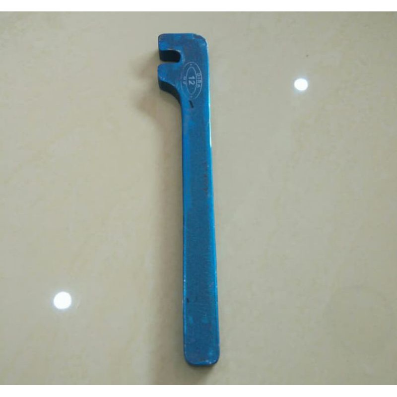Kunci Besi 12 mm / kunci pembengkok besi 12 mili / kunci plat besi no.12 / kunci besi