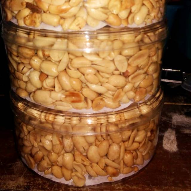 

KACANG GORENG BAWANG ORIGINAL ASLI 500 gram