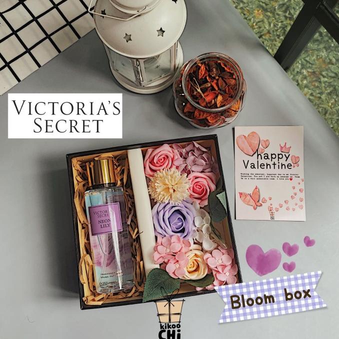 

KIKOOCHI FLOWER - HADIAH KADO ULANG TAHUN VALENTINE WANITA BLOOM BOX DG654EAFVD