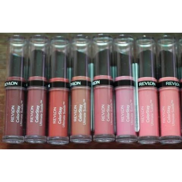 Revlon Colorstay Ultimate Suede Lipstick no 005