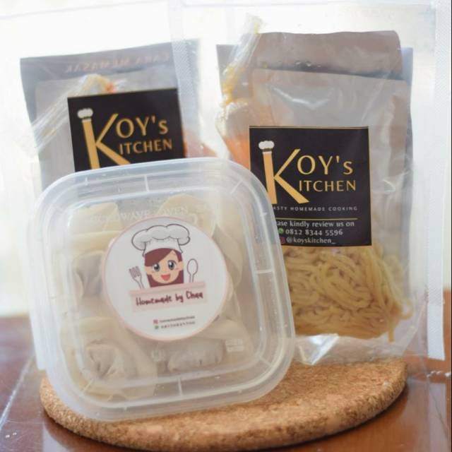 

BAKMI BABI FROZEN HOMEMADE dengan WONTON- TANPA PENGAWET DAN AIR ABU