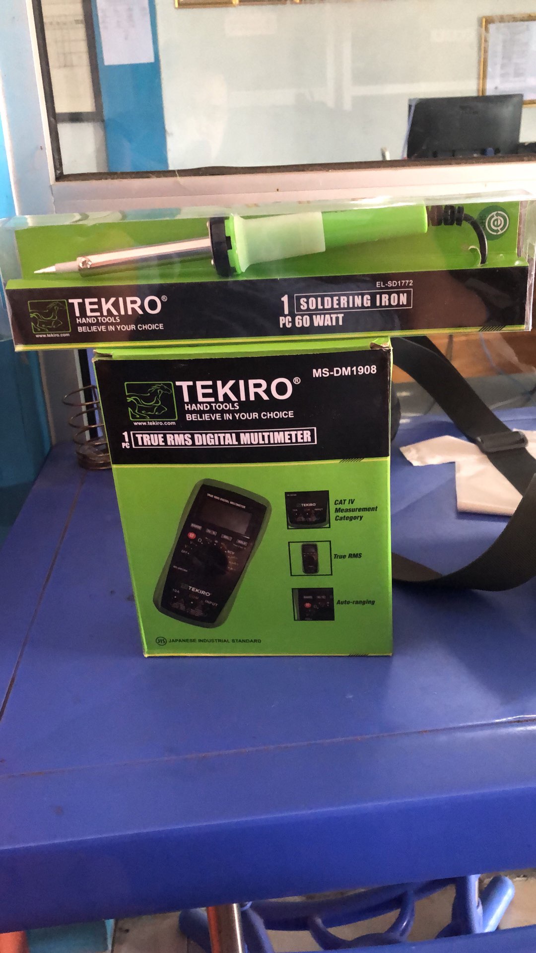 Multi Tester Digital Tekiro / Avometer True Rms Digital Multimeter