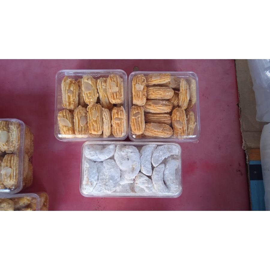 

PAKET KUE KERING PUTRI SALJU & ALMOND / PARCEL KUE KERING PARSEL