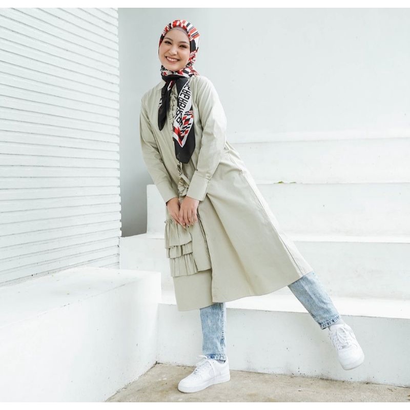 Alegra Shirt by sera_studios