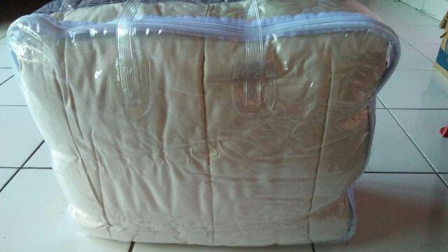 Promo Bedcover + Sprei Twotone 2 Warna 120x200 Katun Jepang Emboss