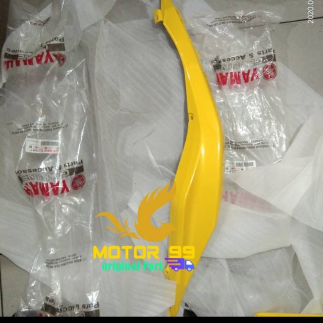 Body belakang kiri Aerox 155 kuning ori ygp