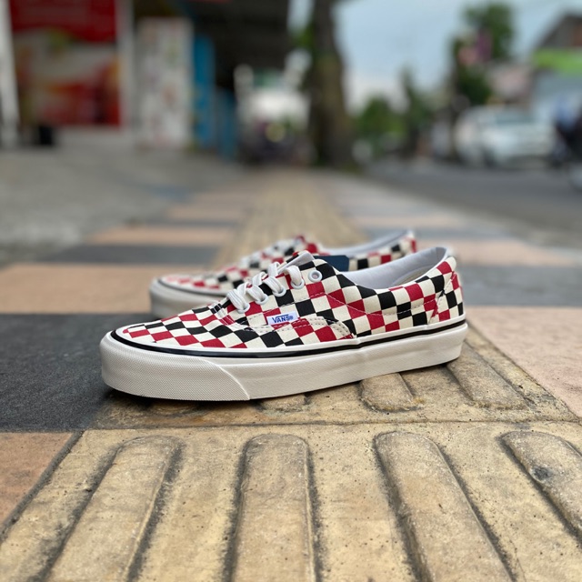vans era low top
