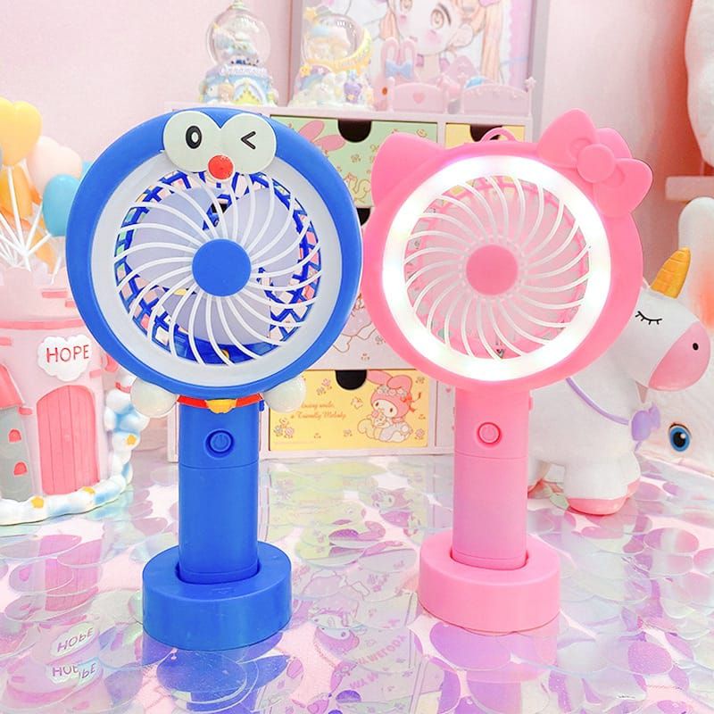 KIPAS MINI LED TANGAN USB PORTABLE CHARGER / MINI FAN 13D LIGHT / KIPAS MINI DORAEMON