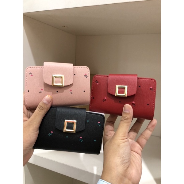 Dompet Kartu