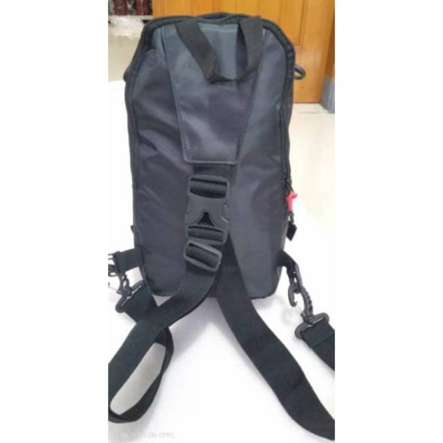 Tas Selempang Waistbag slingbag anti air multi fungsi