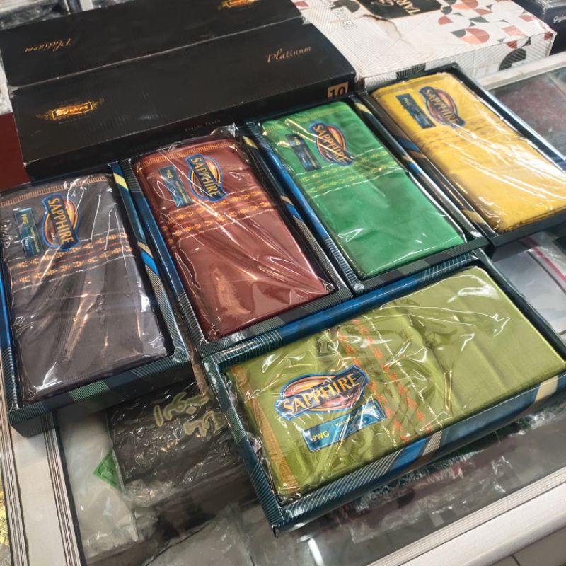 sarung tenun Sapphire motif PWG