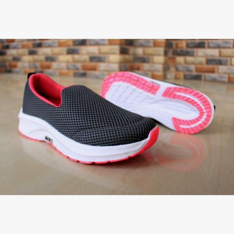 SEPATU FASHION SLIP ON WANITA/CEWEK/PROMO MURAH SIZE 36 37 38 39 402
