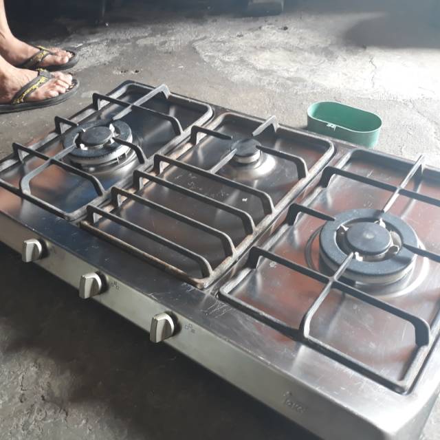 KOMPOR 3 TUNGKU MERK TEKA