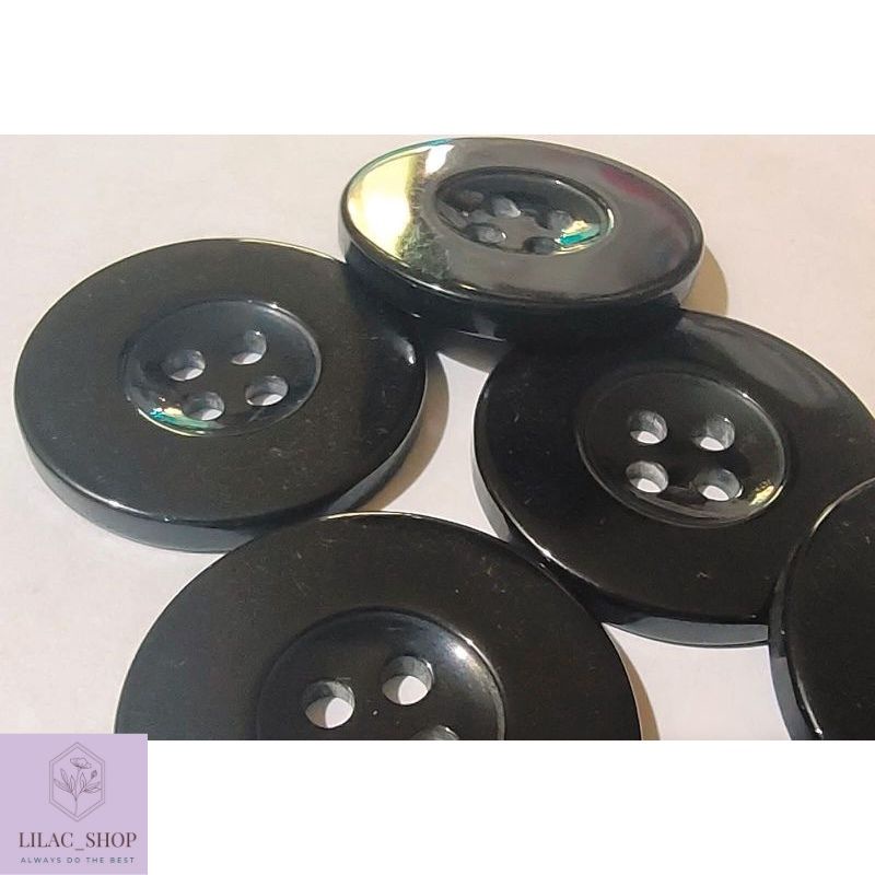 (12 BIJI) Kancing besar  Warna putih, Putih gading, dan Hitam diameter 18 - 25 MM