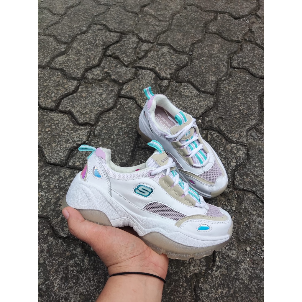 Sepatu wanita Skechers D'lites Skechers Dlites Kozmiks Sepatu Running Walking