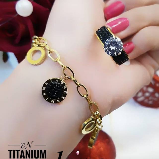 Titanium gelang dan cincin 1421k