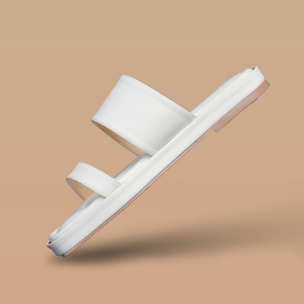 sandal flat wanita || KARINA || sandal wanita / sendal flat / sandal wanita kekinian / By DLESTA