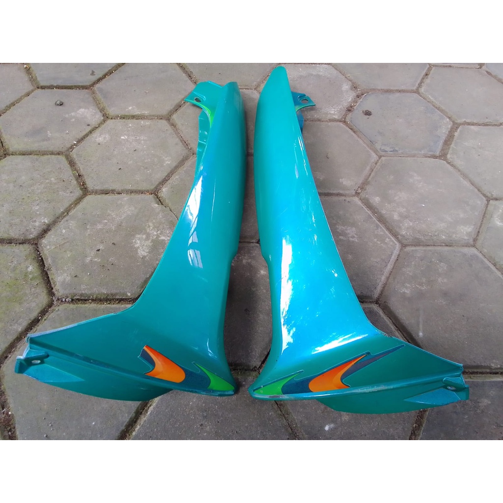 Sayap luar suzuki new shogun 110 r hijau original