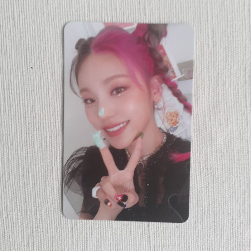 [ READY STOCK ] ITZY-OFFICIAL PHOTOCARD-POLAROID-SPESIAL CARD-STANDE