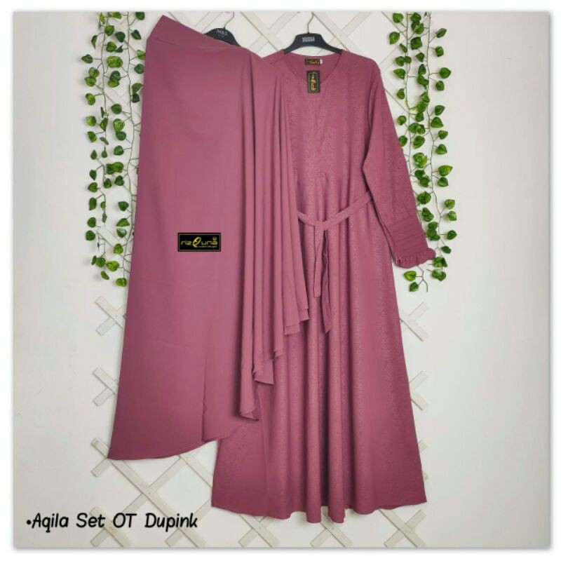 Gamis Aqila embos Rizquna Hijab size M
