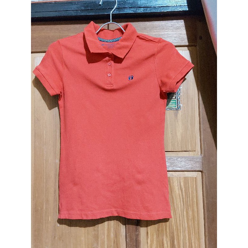 

Kaos Kerah HANGTEN